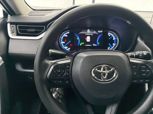 Used 2024 Toyota RAV4 XLE AWD/4WD image 23