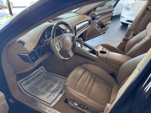 Used 2013 Porsche Panamera GTS image 9
