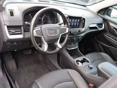 Used 2021 GMC Terrain SLT w/ LPO, Dark Accent Package AWD/4WD image 5