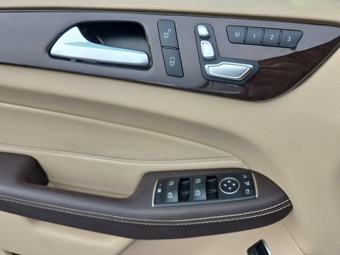 Certified 2018 Mercedes-Benz GLE 350 4MATIC image 26