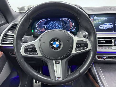 Used 2022 BMW X7 xDrive40i w/ M Sport Package AWD/4WD image 18