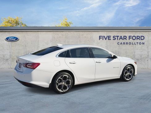Used 2020 Chevrolet Malibu LT w/ Leather Package FWD image 8