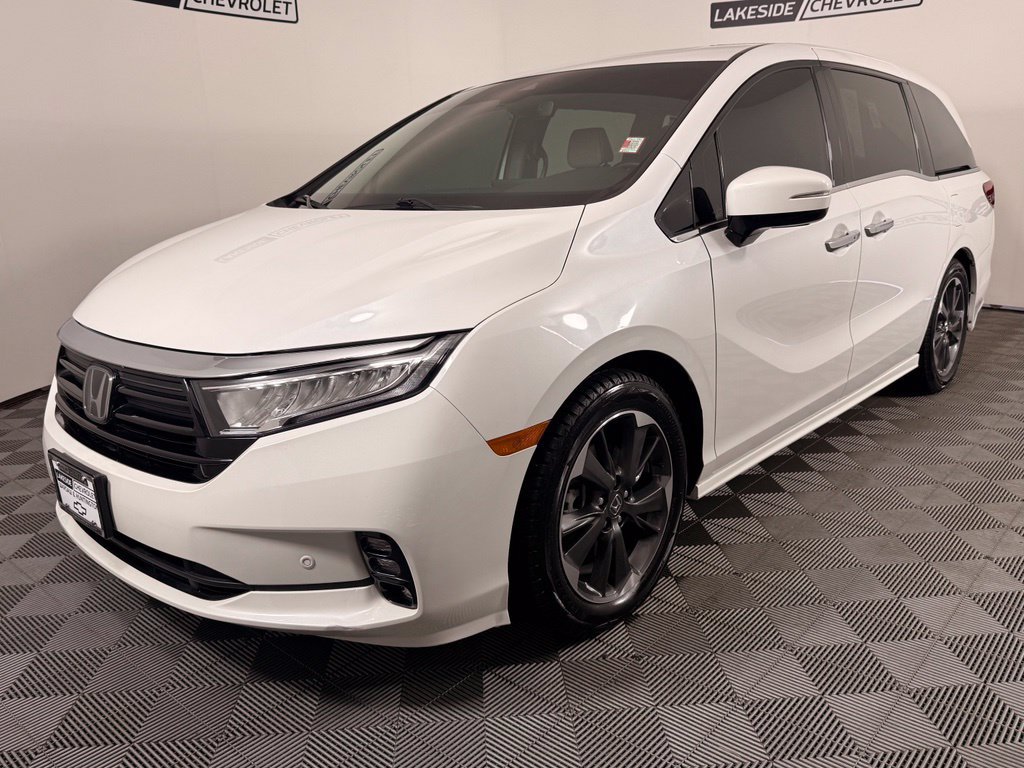 Used 2023 Honda Odyssey Elite image 2