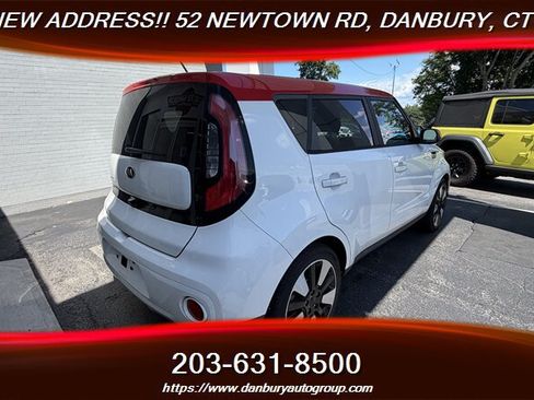 Used 2017 Kia Soul + w/ Designer's Package FWD image 5