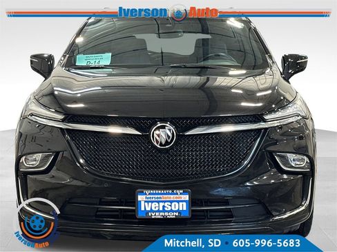 Used 2023 Buick Enclave Essence w/ Experience Buick Package AWD/4WD image 3