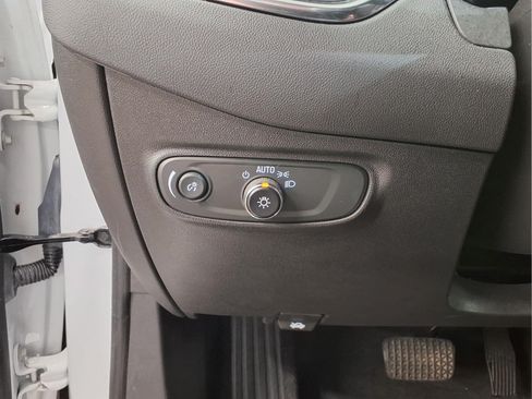 Certified 2024 Chevrolet Equinox LT w/ LPO, Floor Liner Package FWD image 12