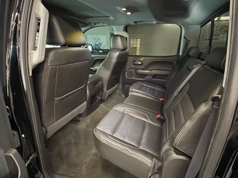 Used 2017 GMC Sierra 1500 Denali w/ Denali Ultimate Package AWD/4WD image 16