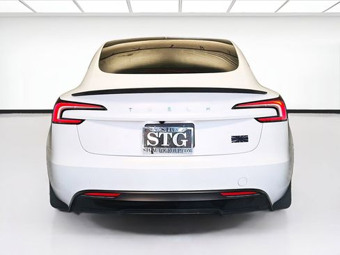 Used 2024 Tesla Model 3 Performance image 5