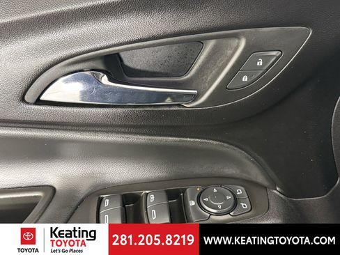 Used 2024 Chevrolet Equinox LT image 11