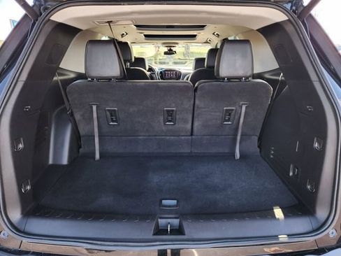Used 2020 Chevrolet Traverse Premier image 18