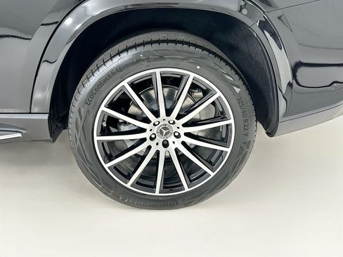 New 2026 Mercedes-Benz GLS 450 4MATIC image 35