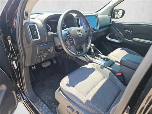 Used 2025 Nissan Frontier SV w/ SV Convenience Package AWD/4WD image 14
