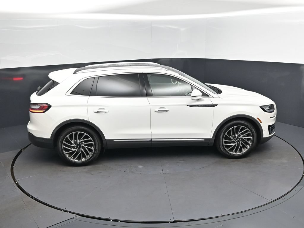 Used 2020 Lincoln Nautilus Reserve w/ Equipment Group 201A FWD image 35