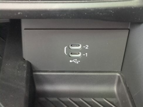 New 2026 Chrysler Pacifica Limited image 25