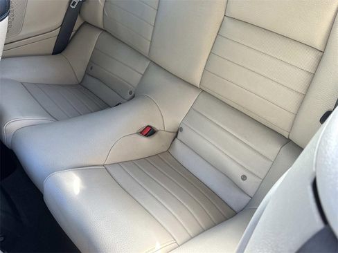 Used 2011 Ford Mustang GT Premium w/ Comfort Pkg image 6