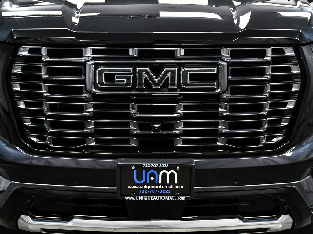 Used 2025 GMC Yukon XL Denali Ultimate AWD/4WD image 87