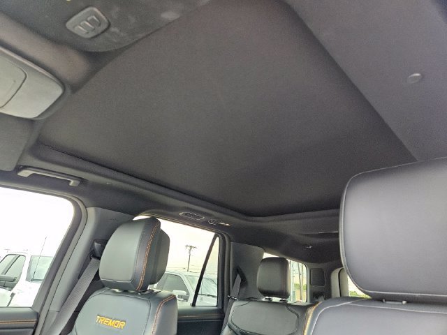 Used 2026 Ford Expedition Tremor AWD/4WD image 11