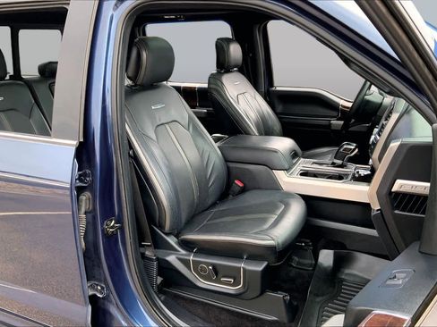 Used 2015 Ford F150 Platinum w/ Equipment Group 701A Luxury RWD image 9