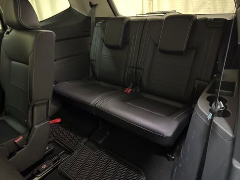 Certified 2021 Volkswagen Atlas SE image 34