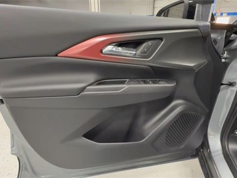 New 2026 Chevrolet Equinox EV RS image 11