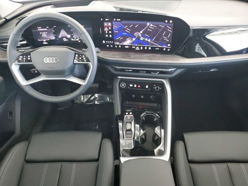 New 2025 Audi Q5 Premium Plus image 11