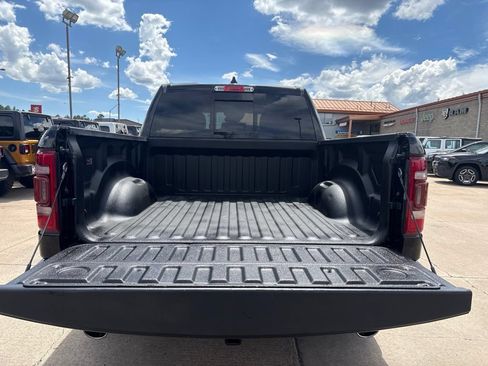 Used 2023 RAM 1500 Limited AWD/4WD image 11