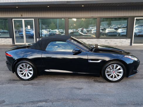 Used 2017 Jaguar F-TYPE Convertible image 93