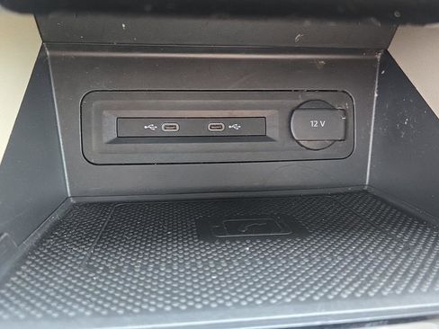 Used 2021 Volkswagen Atlas SEL image 19