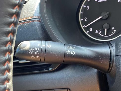 Used 2022 Nissan Sentra SR w/ Electronics Package FWD image 25