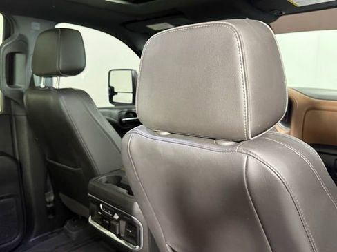 Used 2020 Chevrolet Silverado 2500 High Country w/ Z71 Off-Road Package AWD/4WD image 28