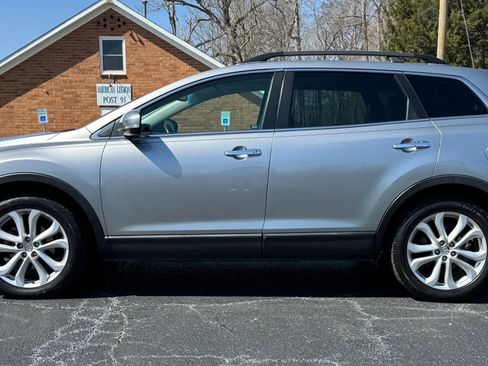 Used 2012 MAZDA CX-9 Grand Touring w/ Moonroof & Bose Audio Pkg FWD image 2