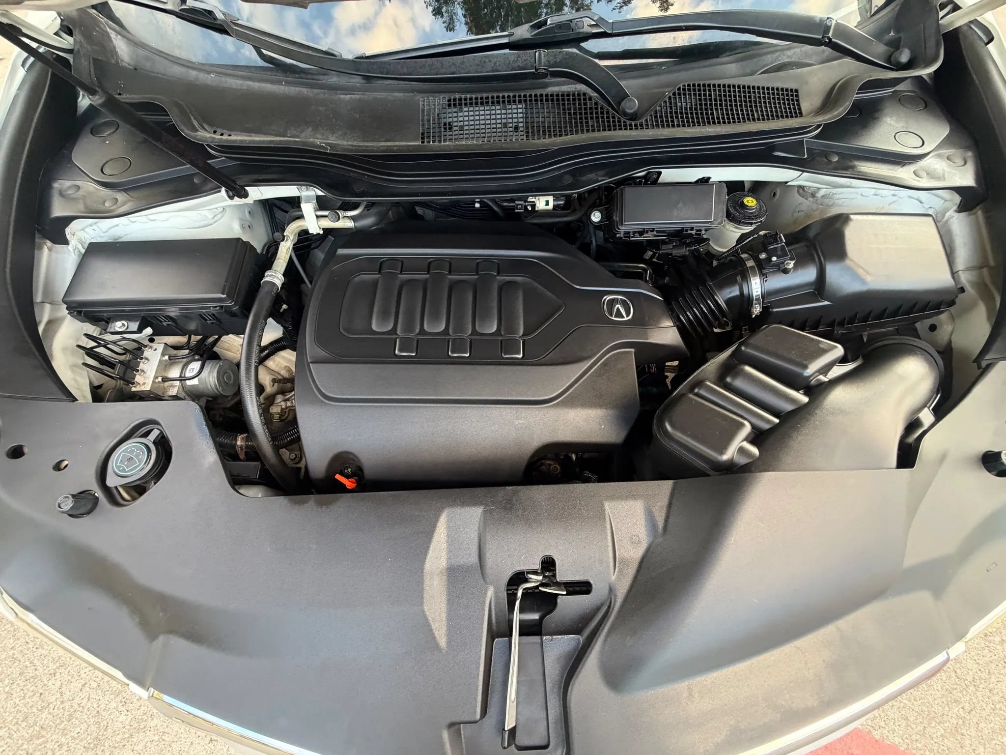 Used 2014 Acura MDX w/ Technology Package AWD/4WD image 30