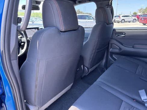 Used 2024 Nissan Frontier PRO-4X w/ Off-Road Protection Package AWD/4WD image 19
