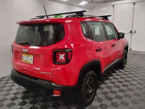 Used 2018 Jeep Renegade Sport w/ Power & Air Group AWD/4WD image 3