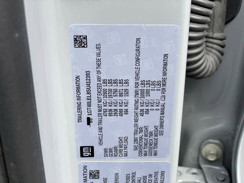 Used 2025 GMC Sierra EV Denali AWD/4WD image 28