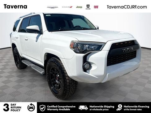 Used 2017 Toyota 4Runner SR5 RWD image 1