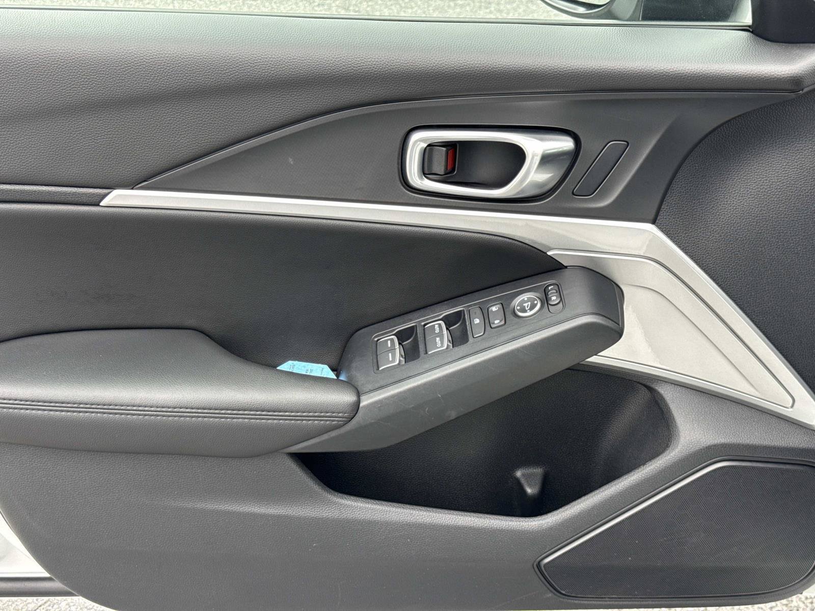 Used 2025 Acura Integra FWD image 19