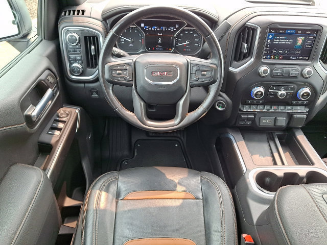 Used 2021 GMC Sierra 1500 AT4 w/ AT4 Premium Package AWD/4WD image 3