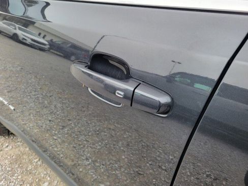 Used 2020 GMC Acadia SLE w/ Driver Convenience Package image 7