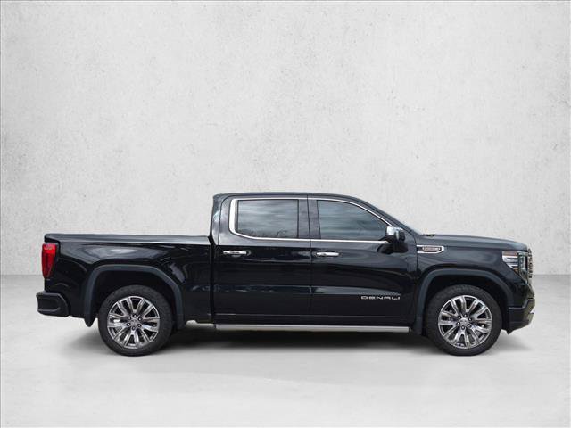 Used 2023 GMC Sierra 1500 Denali w/ Denali Reserve Package AWD/4WD image 4