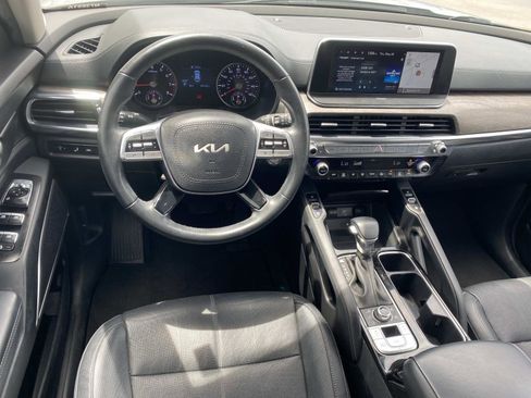 Used 2022 Kia Telluride EX w/ EX Premium Package AWD/4WD image 15
