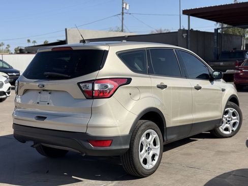 Used 2018 Ford Escape S image 3