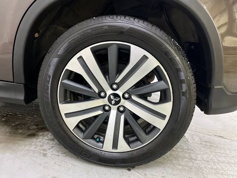 Used 2021 Mitsubishi Outlander Sport SE image 16