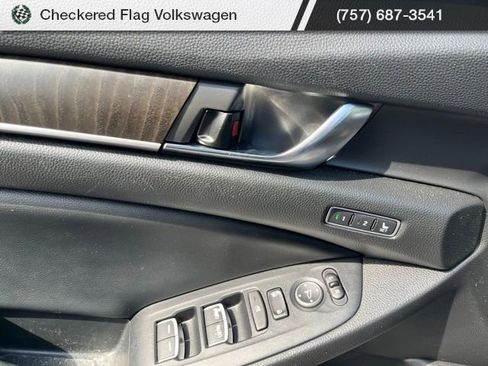 Used 2018 Honda Accord EX-L image 12