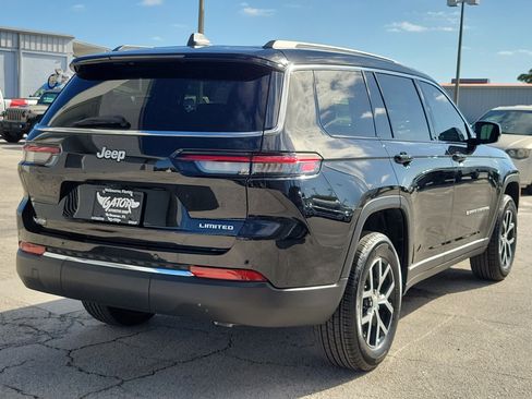 Used 2025 Jeep Grand Cherokee L Limited image 4