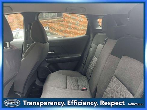 Certified 2025 Nissan Kicks SV image 12