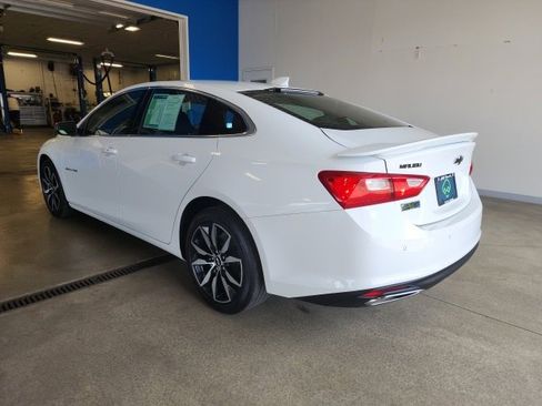 Used 2024 Chevrolet Malibu RS image 2
