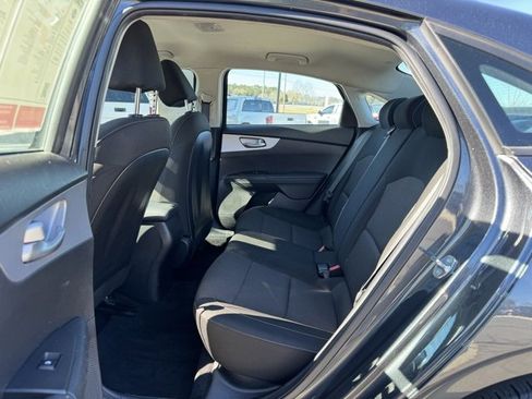 Used 2024 Kia Forte LXS image 11