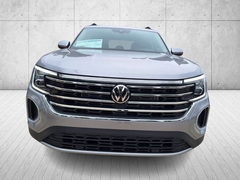 New 2026 Volkswagen Atlas SE image 7