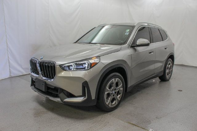 Used 2023 BMW X1 xDrive28i w/ Convenience Package AWD/4WD image 5